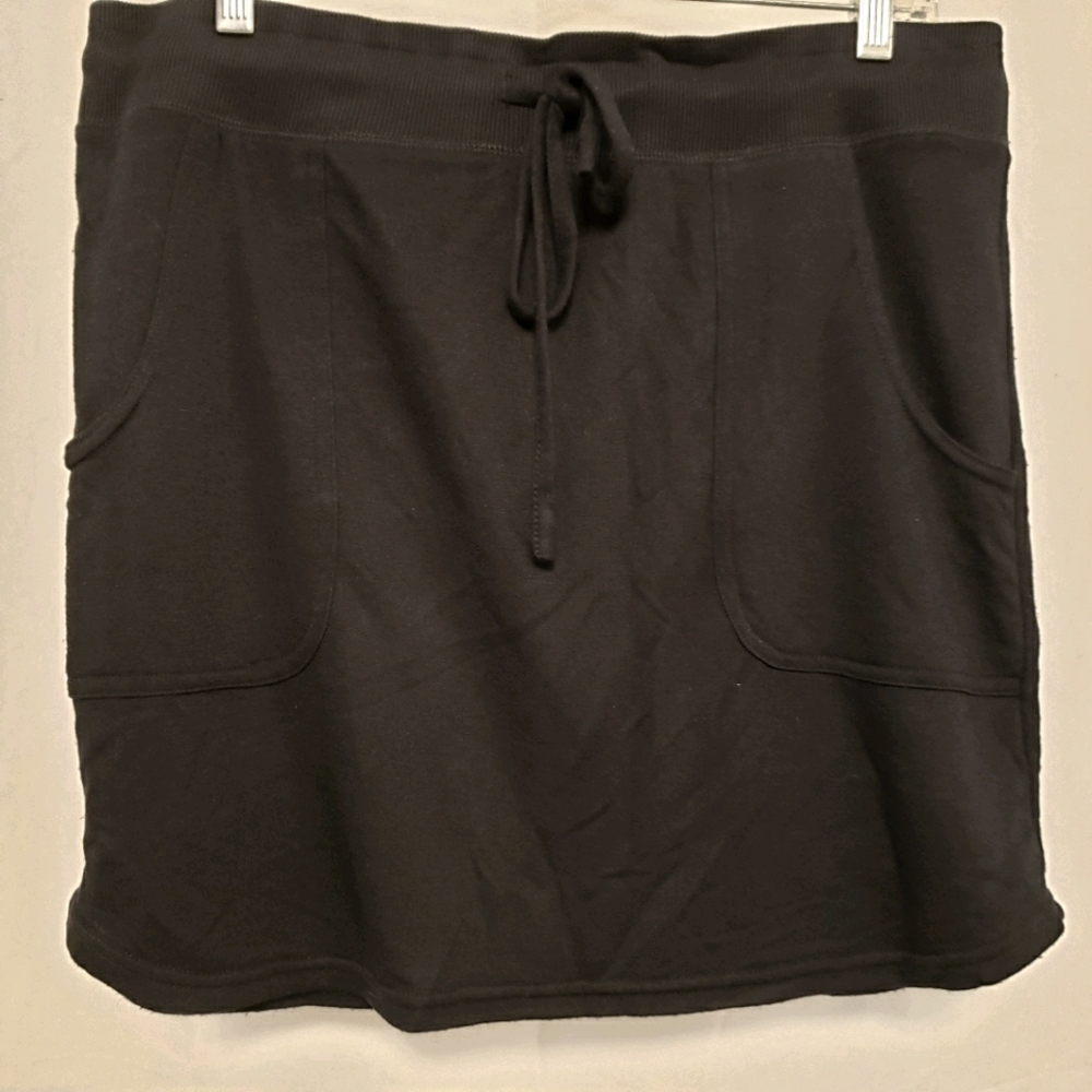 Balance Collection Black Skirt